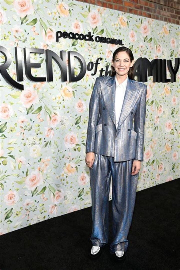 ‘Friend Of The Family’ Star On Gail & Bob’s Confrontation (Exclusive) – Hollywood Life