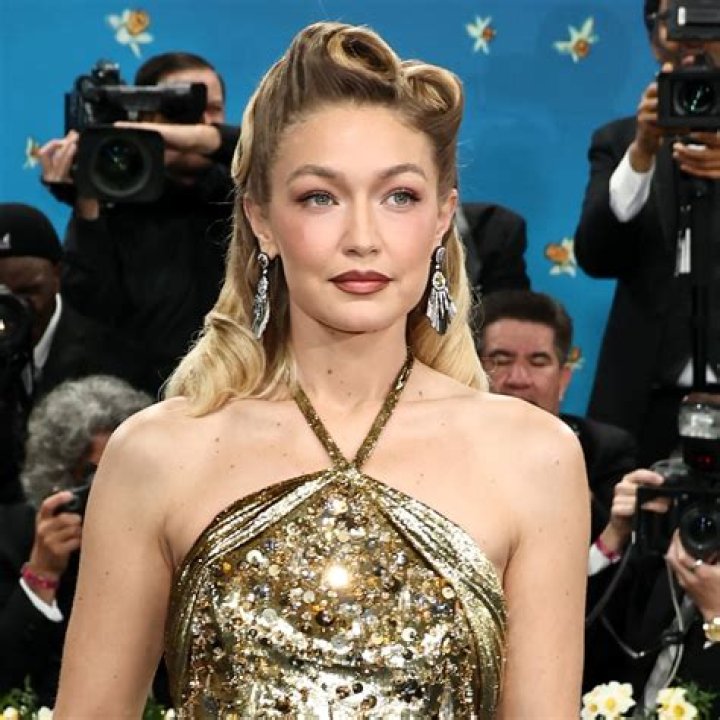 Gigi Hadid Vs. Perrie Edwards’ Sexiest Bikini Pics: Who Has The Best Swimsuit Style?