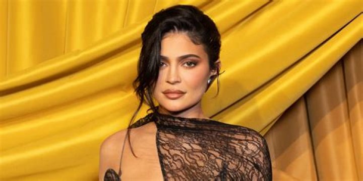 Kylie Jenner News, Music, Photos And Videos – Hollywood Life